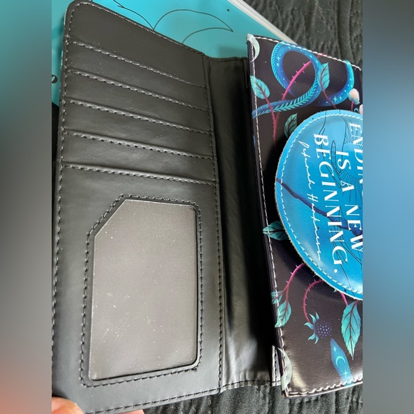 New wallet - Picture 3 of 5